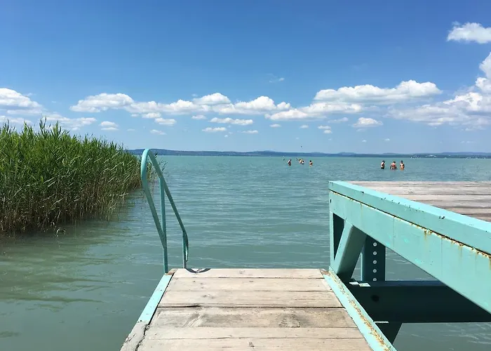 度假居 At Balaton